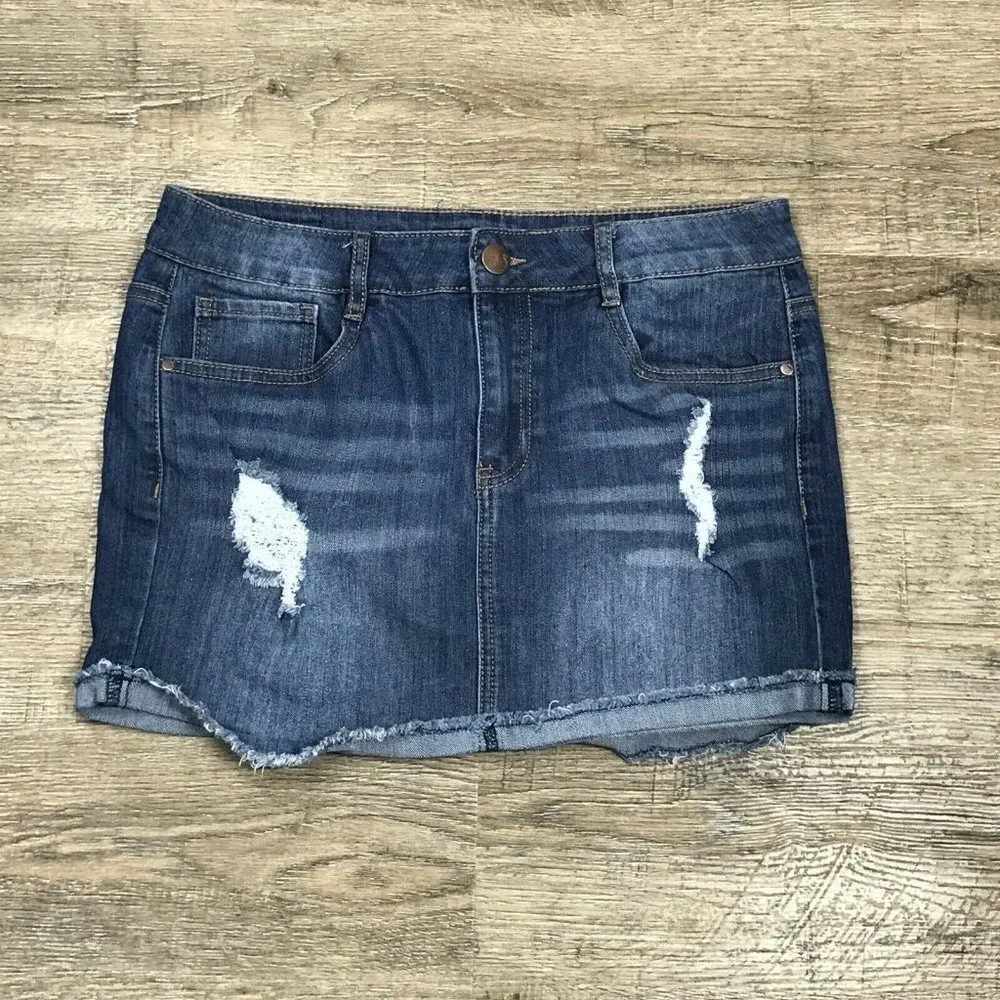 Dollhouse Denim Jean Mini Skirt ~ Distressed ~ Blue ~ Sz 9 ~ 5 Pockets